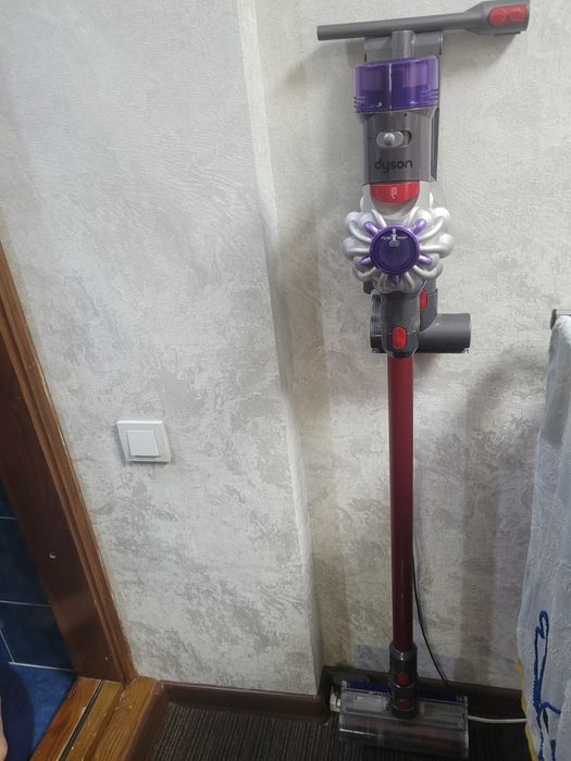 Dyson v8 sv25 пылесос