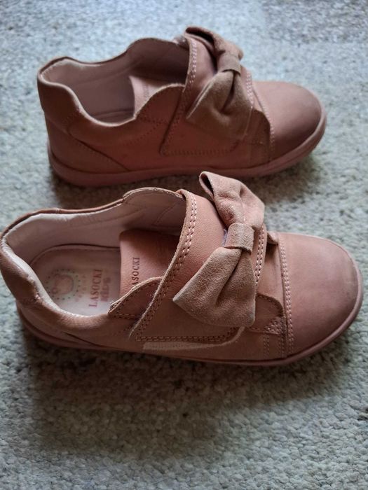 Pantofi pentru fetite