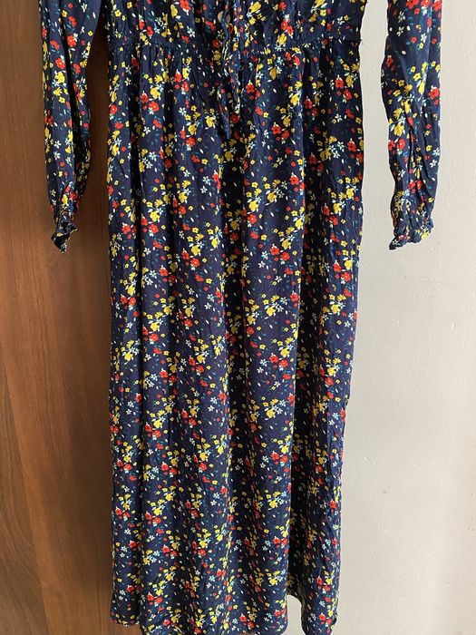 Женское  платье  продам