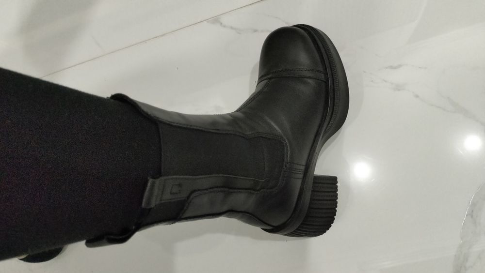 Продам зимние сапоги