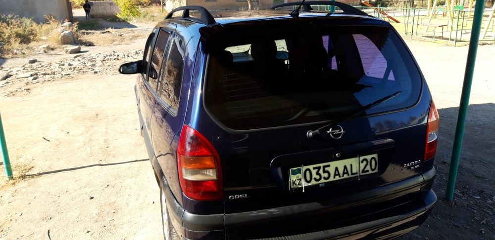 Продам опель зафира