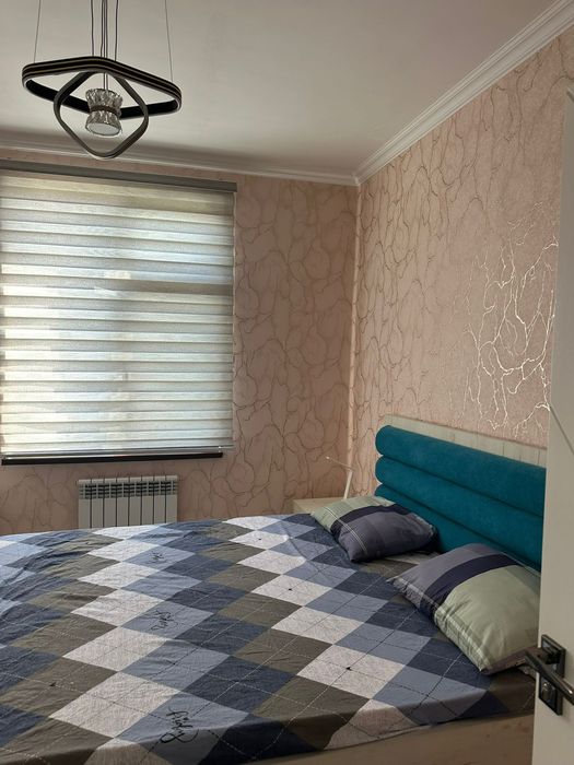 Продается Кровать .Стол стульчики угловой шкаф