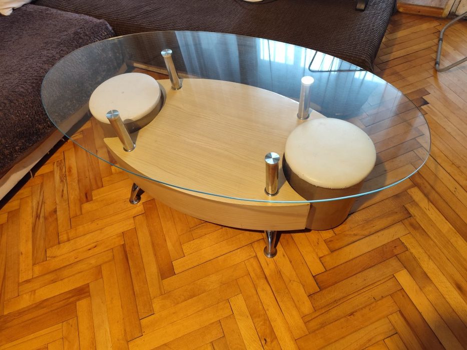 диван в много добро състояние