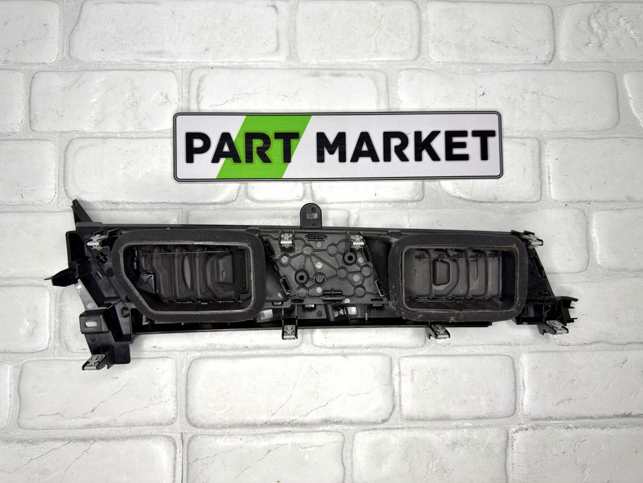 Централни духалки AUDI Q4 E-TRON 89B820951A