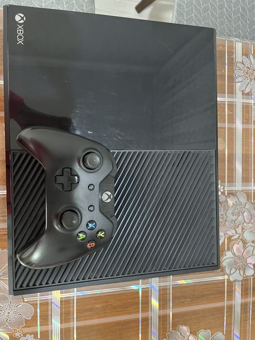 Продам Xbox One. 500gb