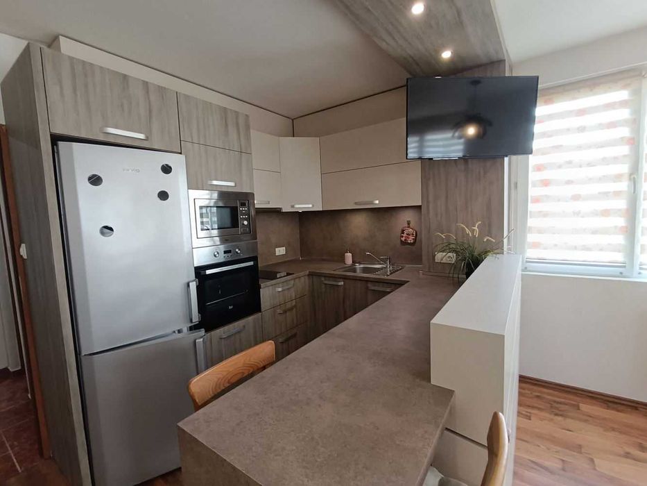 Продава се Двустаен апартамент в Велико Търново, Акация - 60 кв.м за 2167 €/кв.м - Снимка #3