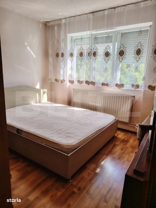 Apartament de vanzare, cu 3 camere, Nufarul