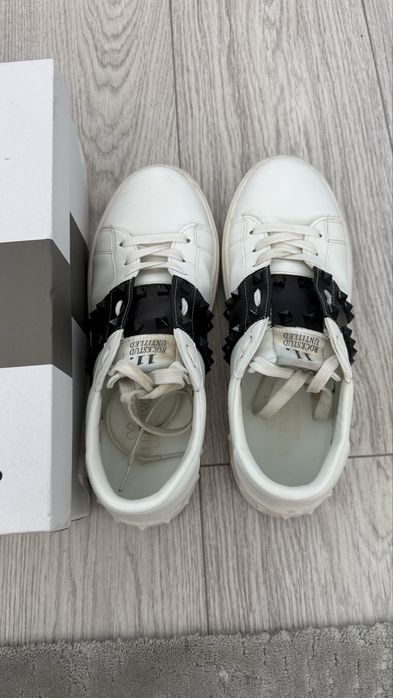 Обувки Valentino Garavani Rockstud