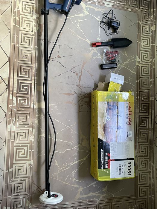 Tilla topadigan apparrat dettekktir holati yangi karobkalari bilan
