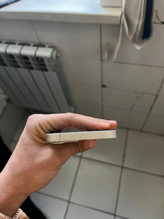 Айфон 13 128 гб эмкость 100%