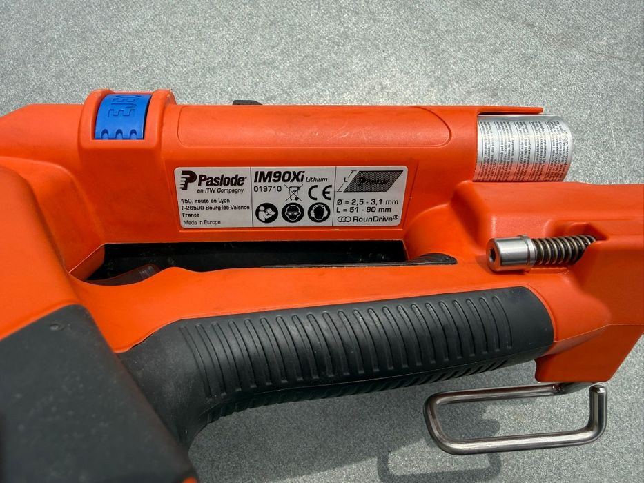 Pistol cuie lemn Paslode im90xi 50-90mm ca nou