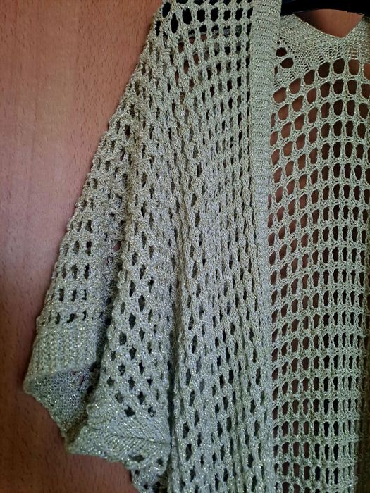 Златист кафтан плетиво