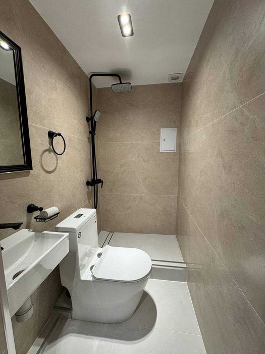 ПРОДАЁТСЯ НЕЖИЛОЕ ПОМЕЩЕНИЕ 
Мирзо Улугбек, Ор-р Ц-1  (2 линия)