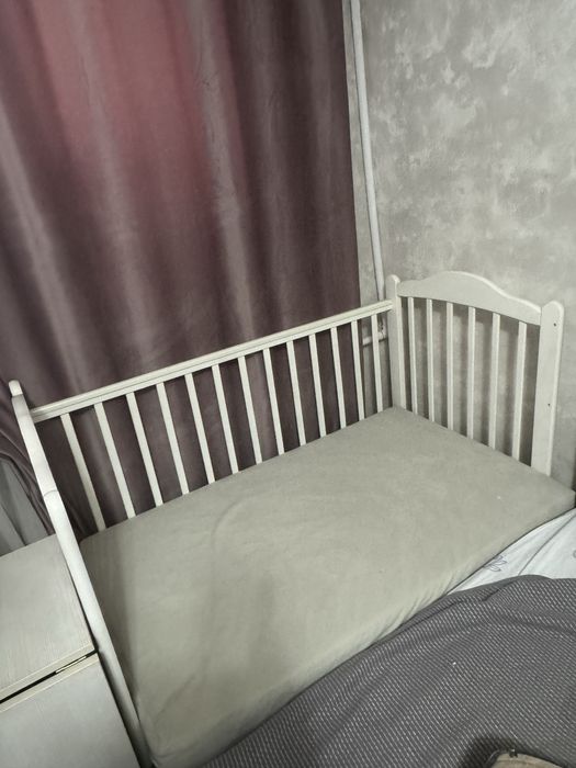 Продам детскую кроватку