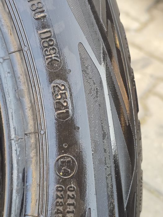 245 45 18 Continental