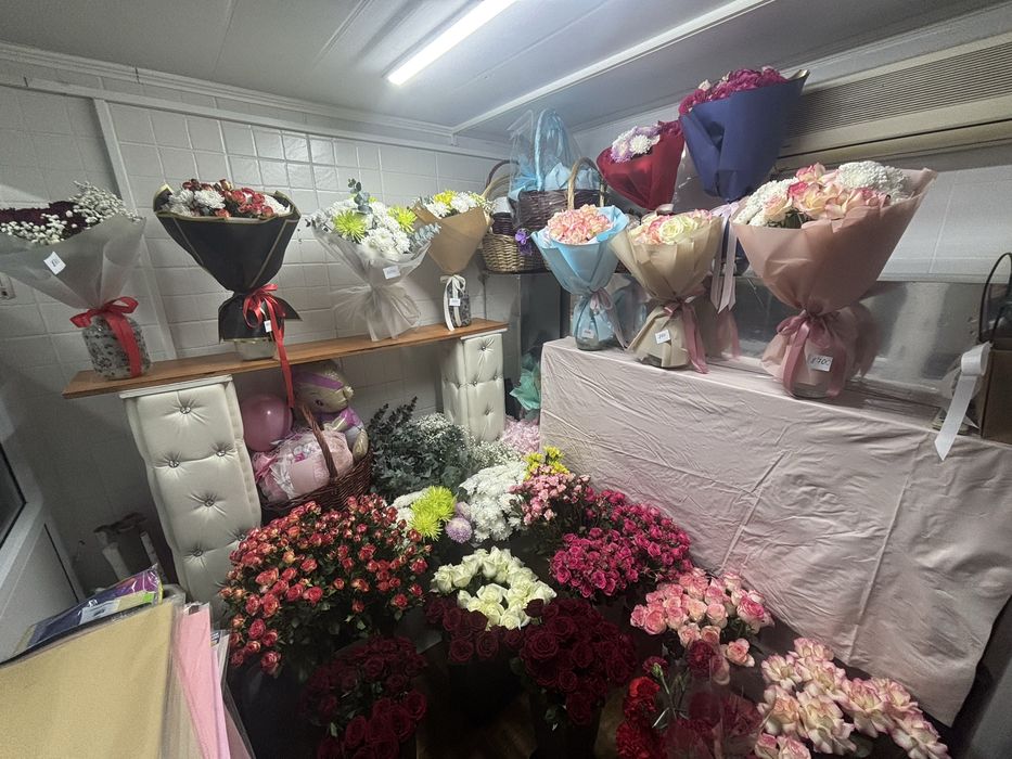 Продам павильон, цветочный, шары