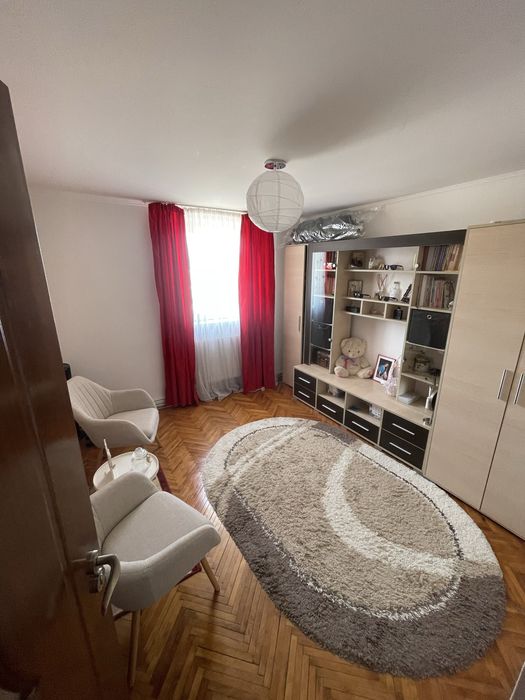 Apartament 3 camere Mihail Kogalniceanu