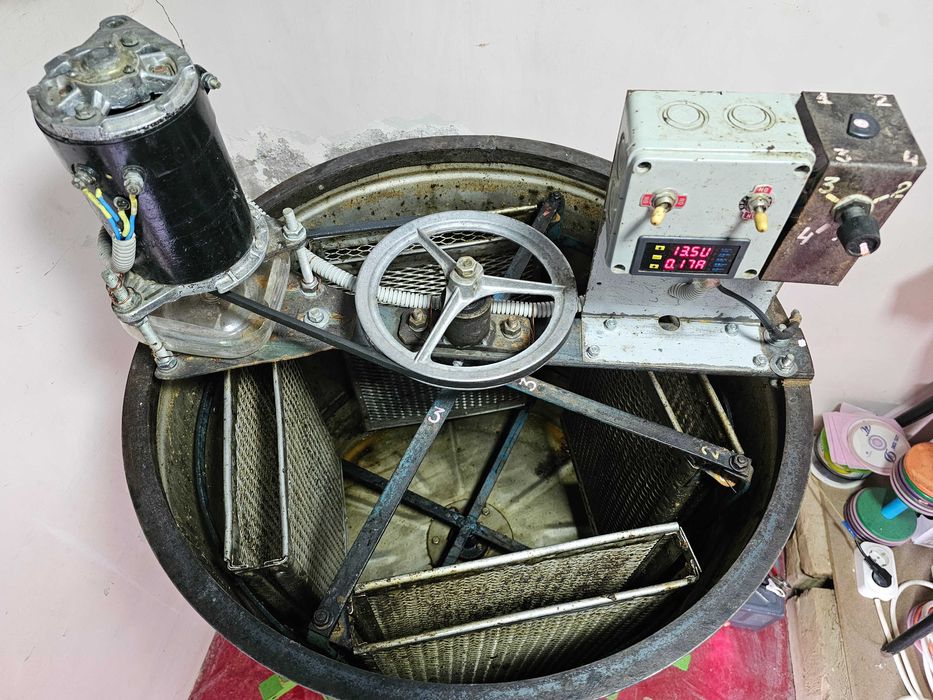 Продам электромедогонку четырёхрамочную