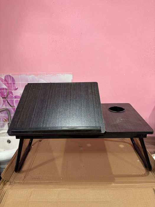 Столик для ноутбука