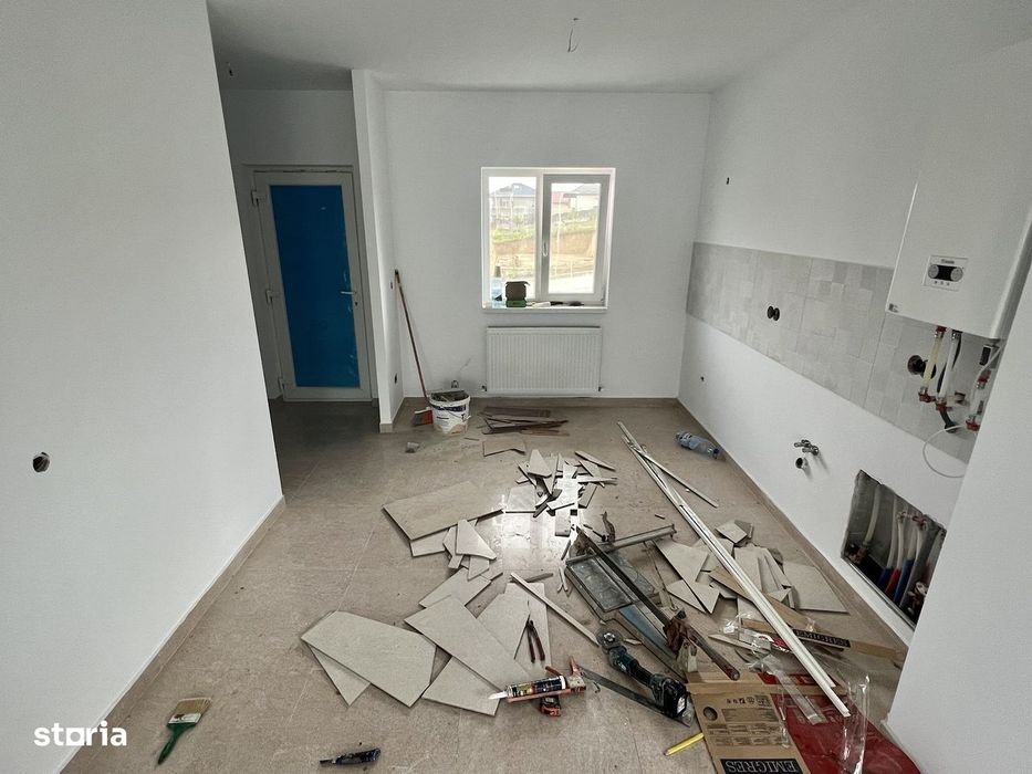 RATE LA DEZVOLTATOR! CANALIZARE! Asfalt! Vila 3 camere - Rediu