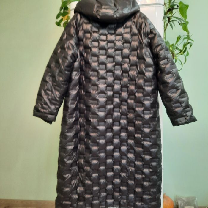 Продам пуховик теплый