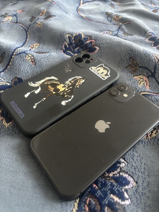 Продам айфон 11 торг есть!! 128гб