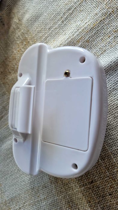 Музикална кутия играчка с вибрация и светлини KikkaBoo - Bear