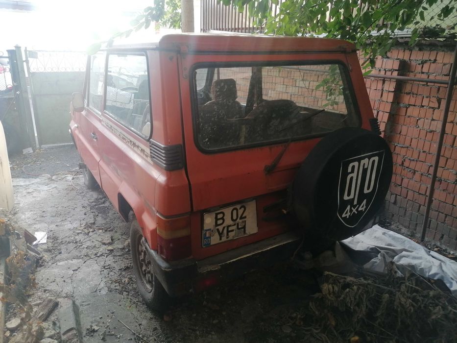 ARO 10 4X4  1992