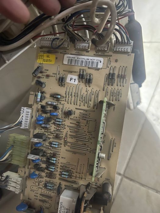 Ремонт холодильника за  один день