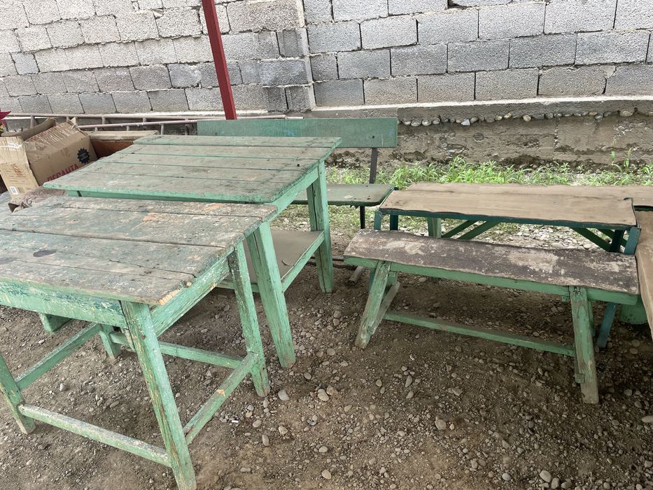 Продам сундук, полки, двери и шкафы