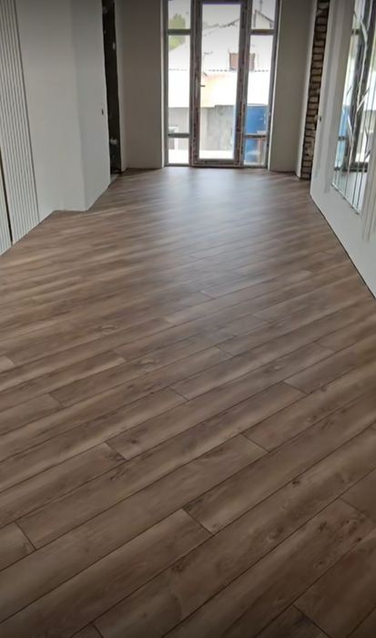 Монтаж ламината, линолеума