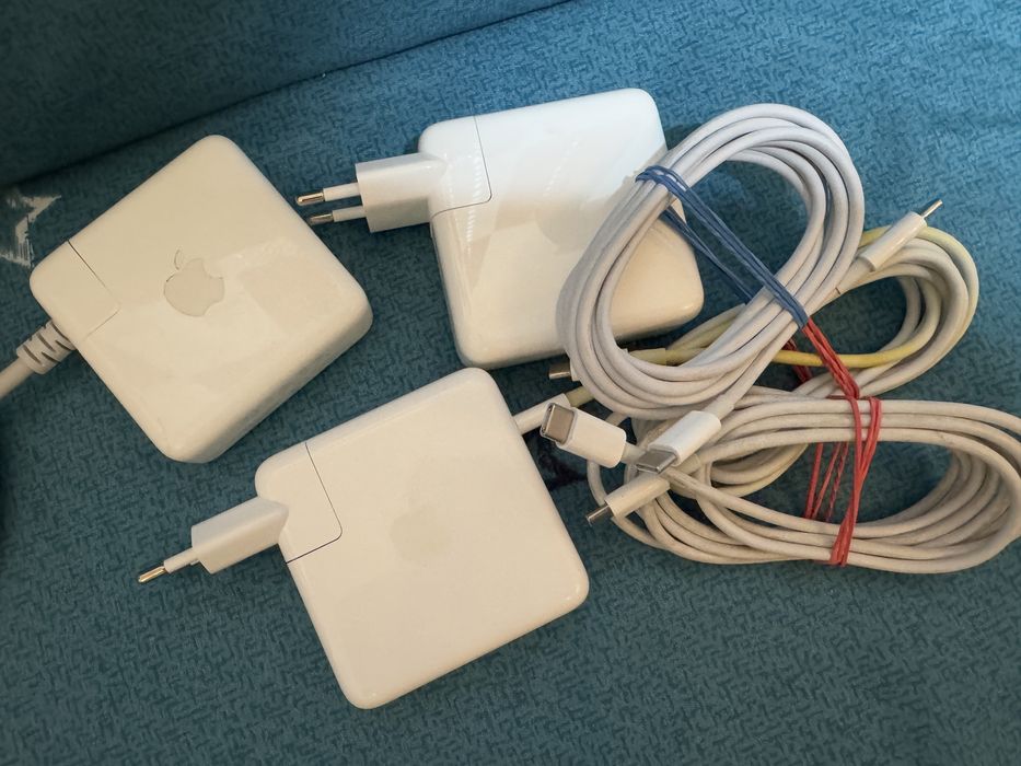 Incarcator Apple USB-C 61W pentru MacBook Pro 13" cu Cablu