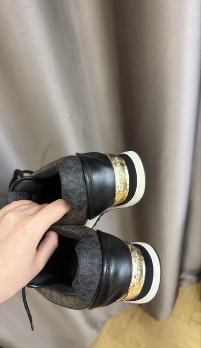 Кроссовки Michaelkors