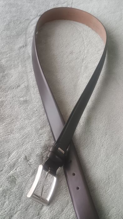 Curea piele maro, nouă, gală.