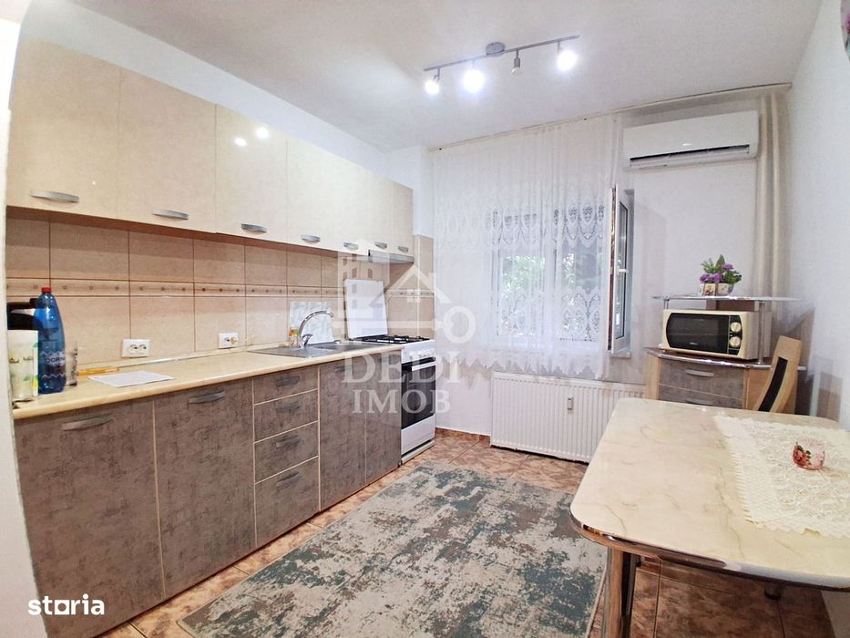 Apartament 1 camere de vânzare in zona Decebal, Oradea