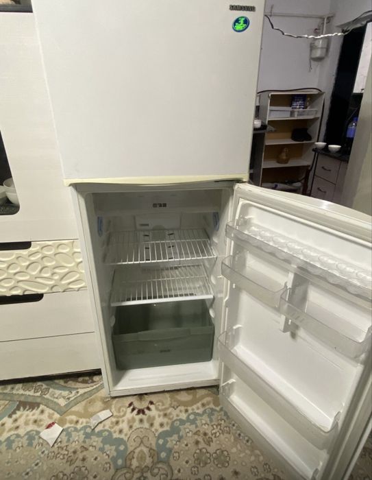 Холдильник  сатамын