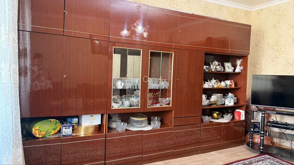Продам шкаф в хоршем состоянии
