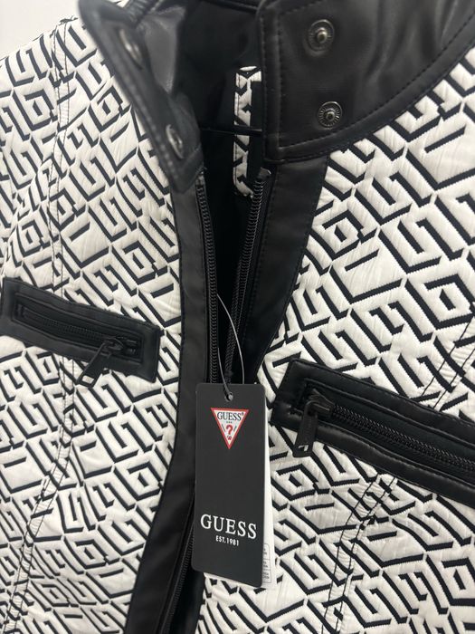 Дамско яке Guess “S” , “M”