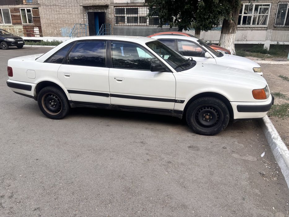 Продам Ауди 100 c4