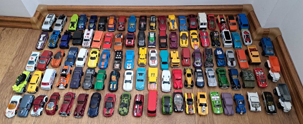 Masinute HOT WHEELS diferite modele