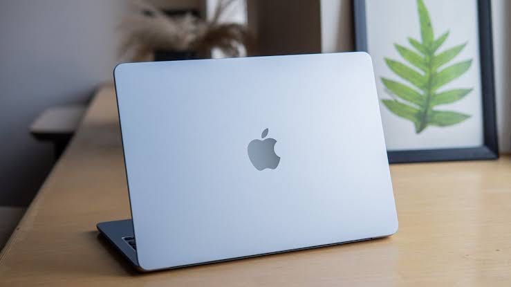 Продажа MacBook Air M4