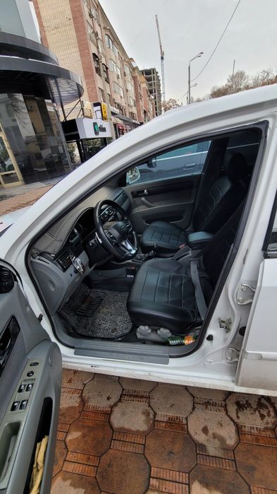 Ласетти 1.8 сотилади