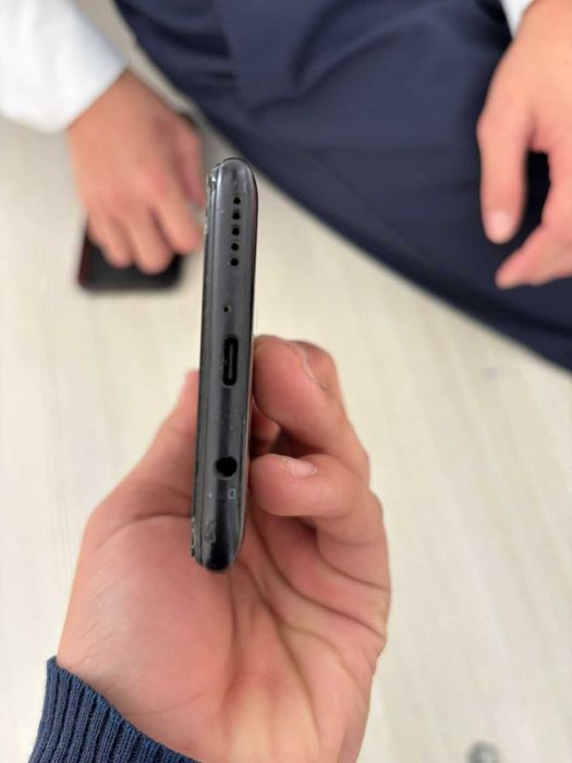 Huawei p 40 lite Телефон