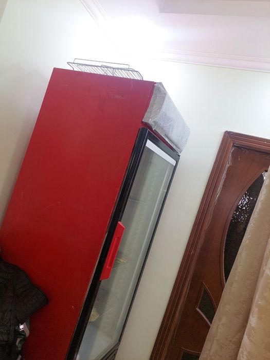 Cola vitrina sotiladi