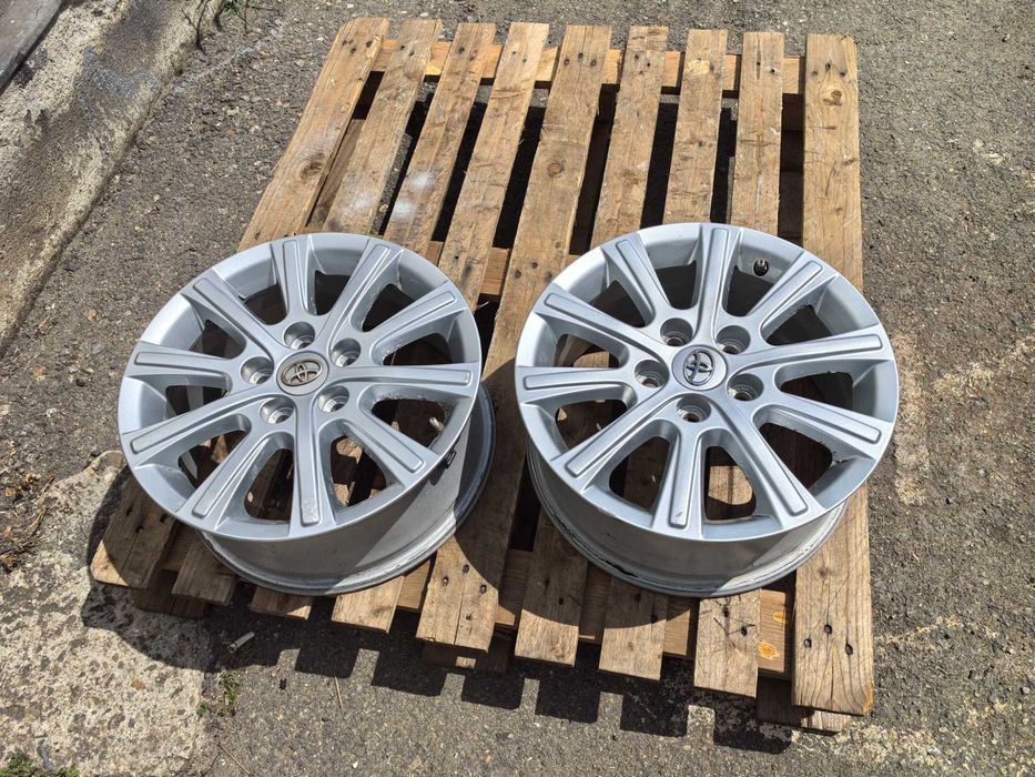 16 цола 5 х 114,3 мм Тойота Аурис - 6,5 Инча / ЕТ 45 - Само 2 броя