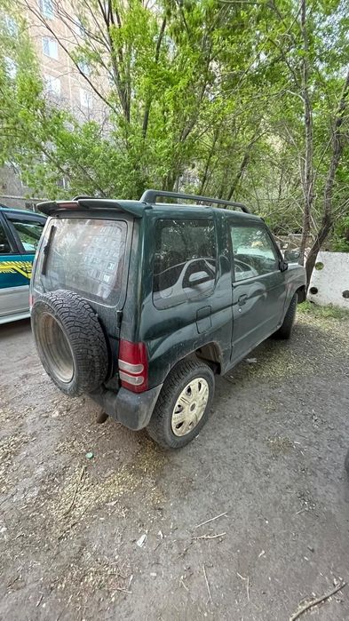 Mitsubishi Pajero mini