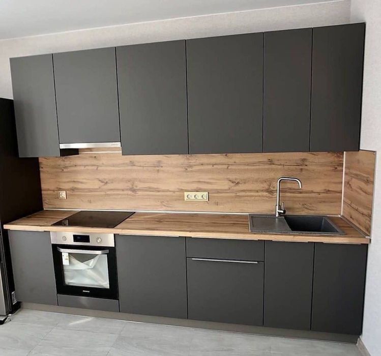 Кухни на заказ .