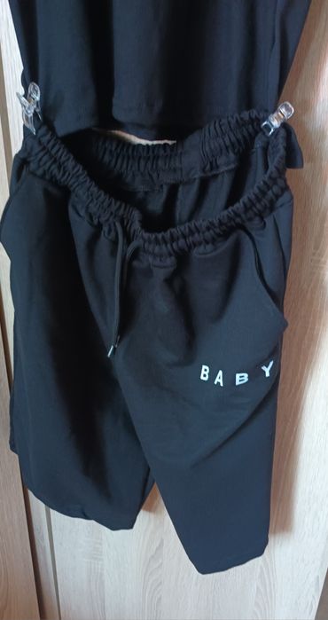 Compleu  tricou si pantaloni scurti