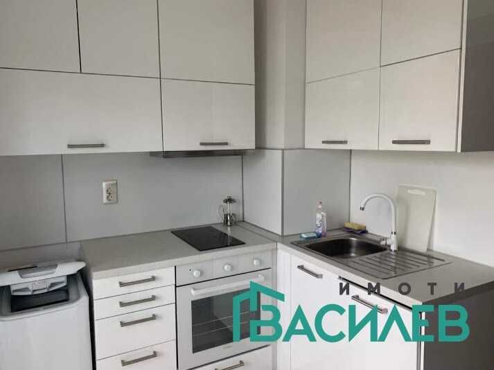 Дава се под наем Двустаен апартамент в София, Център - 50 кв.м за 625 € - Снимка #1