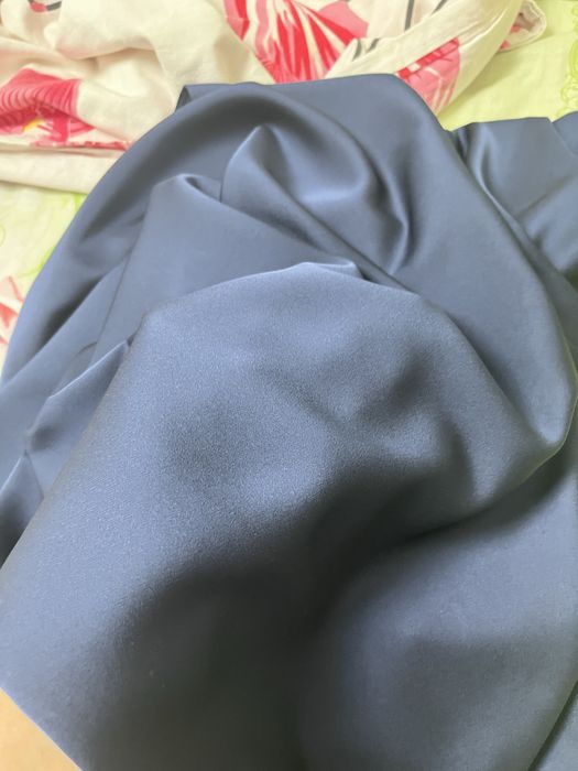 трендовое платье синего цвета